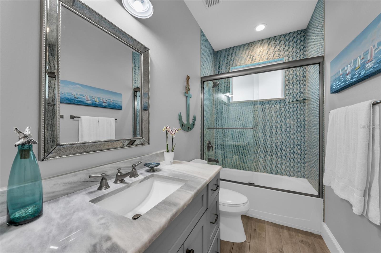 Image 39 of 90 For 303 Bay Boulevard