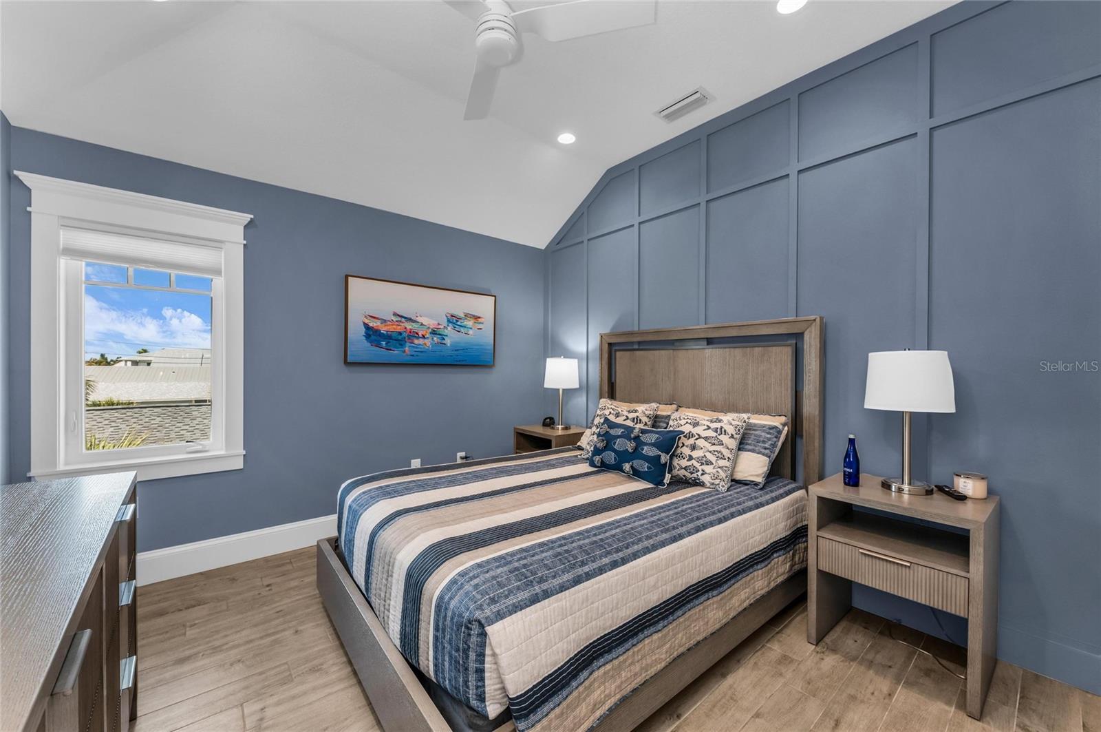 Image 55 of 90 For 303 Bay Boulevard