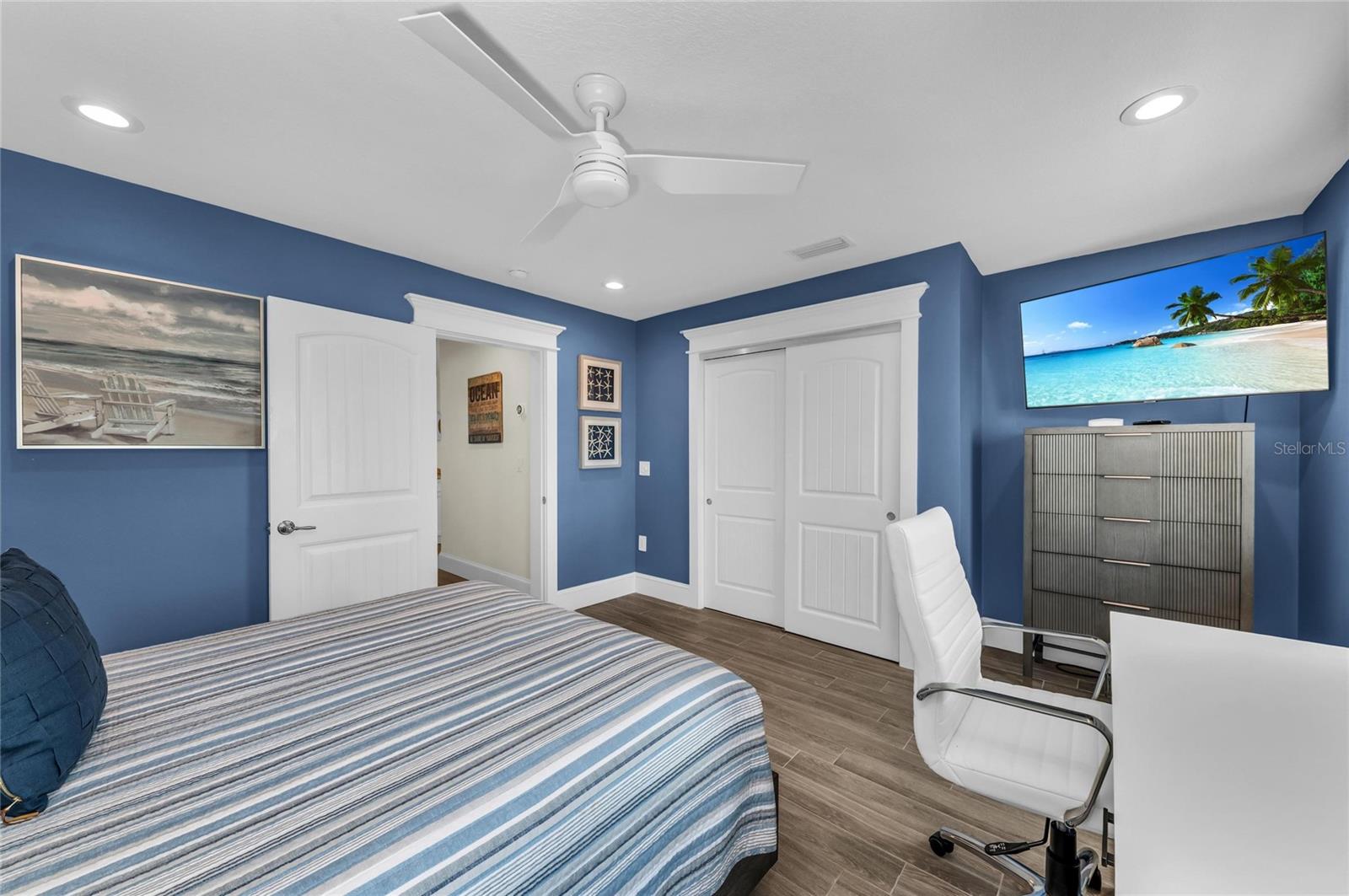 Image 59 of 90 For 303 Bay Boulevard