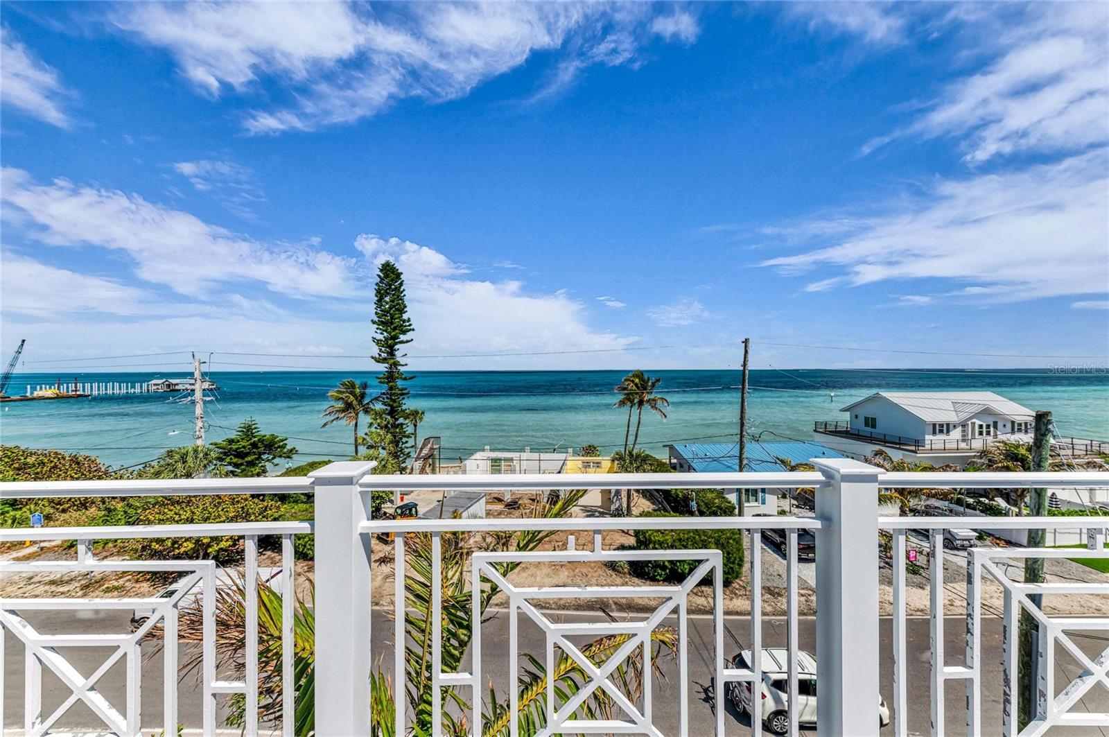 Image 65 of 90 For 303 Bay Boulevard