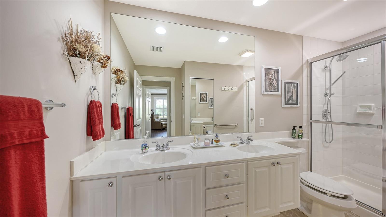 Image 17 of 44 For 5926 Benevento Drive