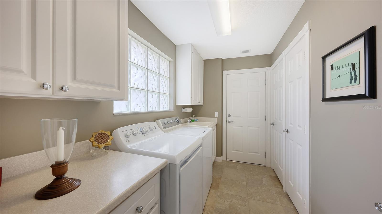 Image 23 of 44 For 5926 Benevento Drive