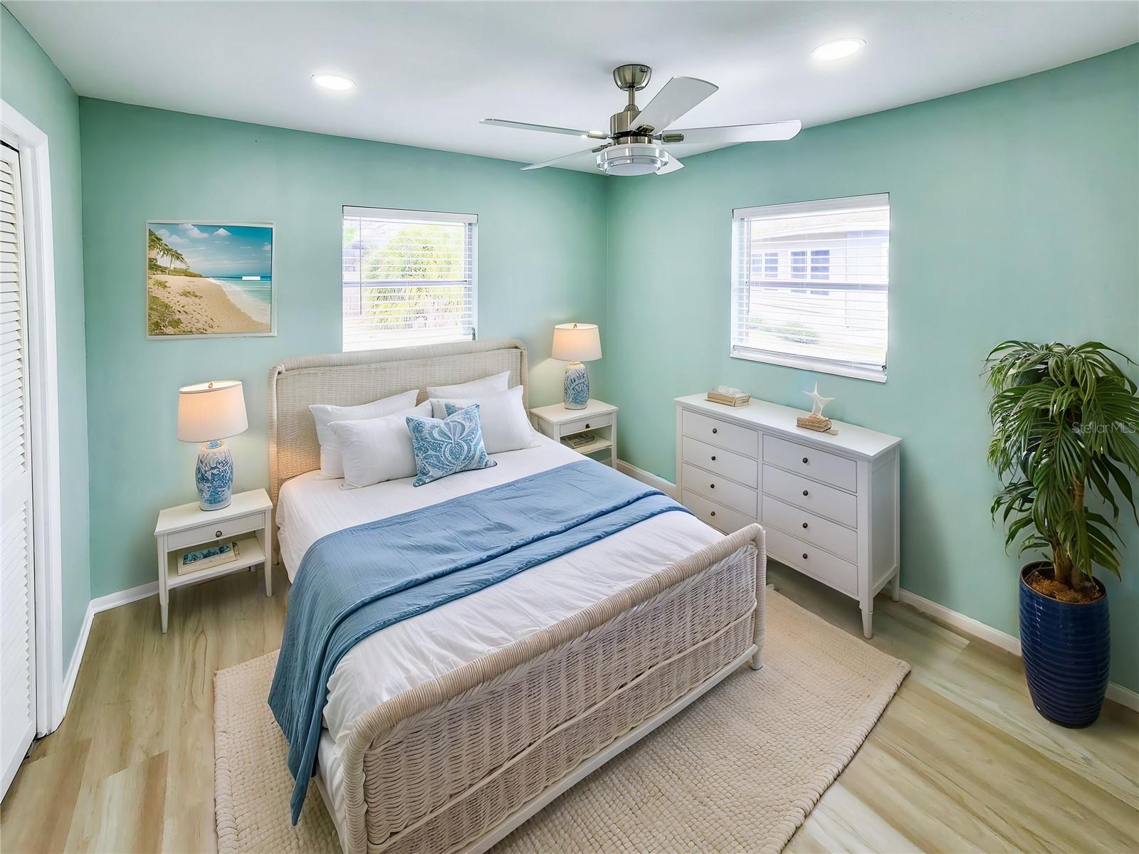 Image 10 of 31 For 6112 1st Avenue W