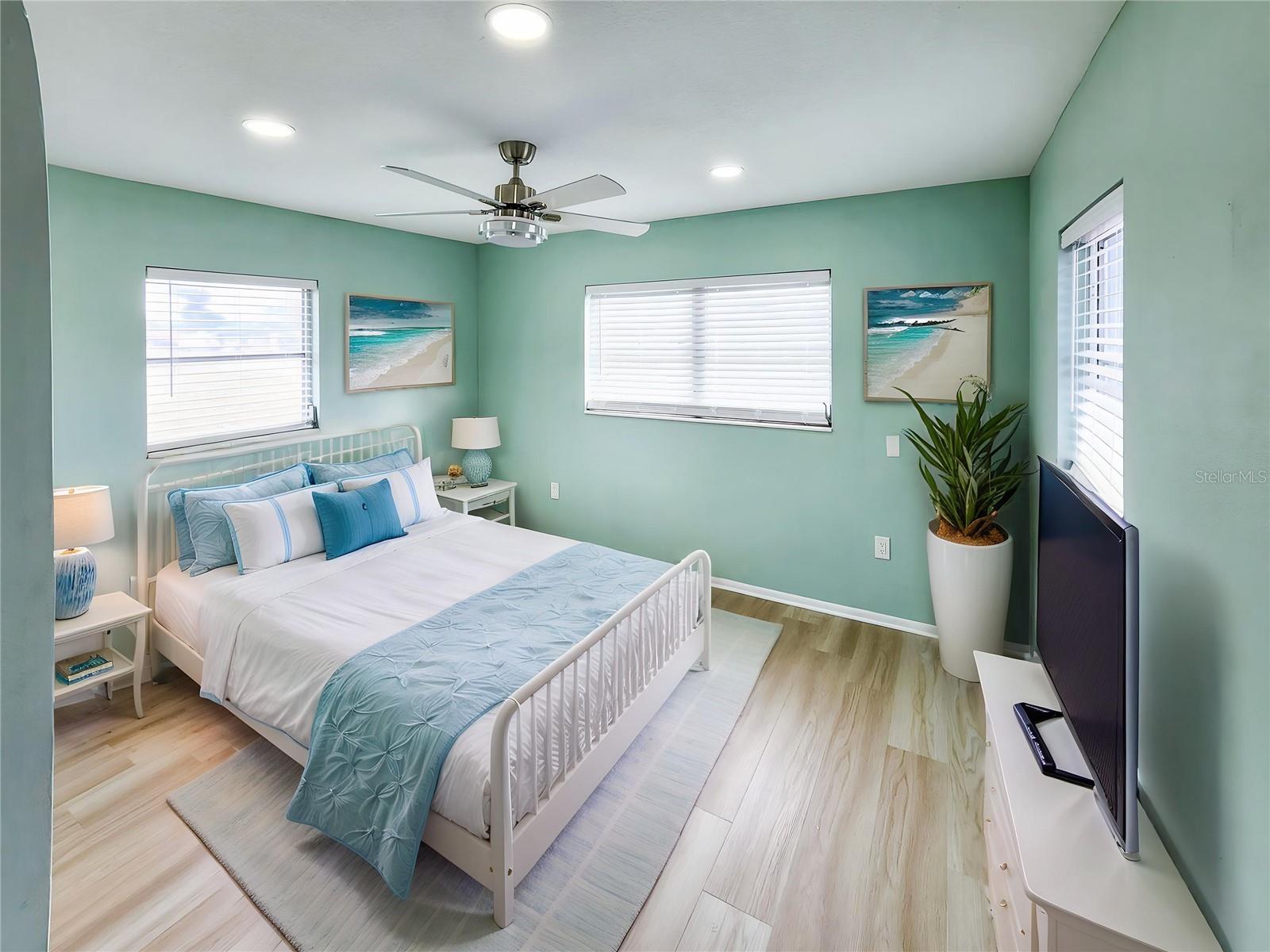 Image 11 of 31 For 6112 1st Avenue W