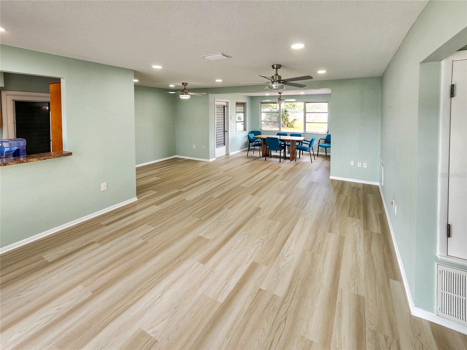 Image 20 of 31 For 6112 1st Avenue W