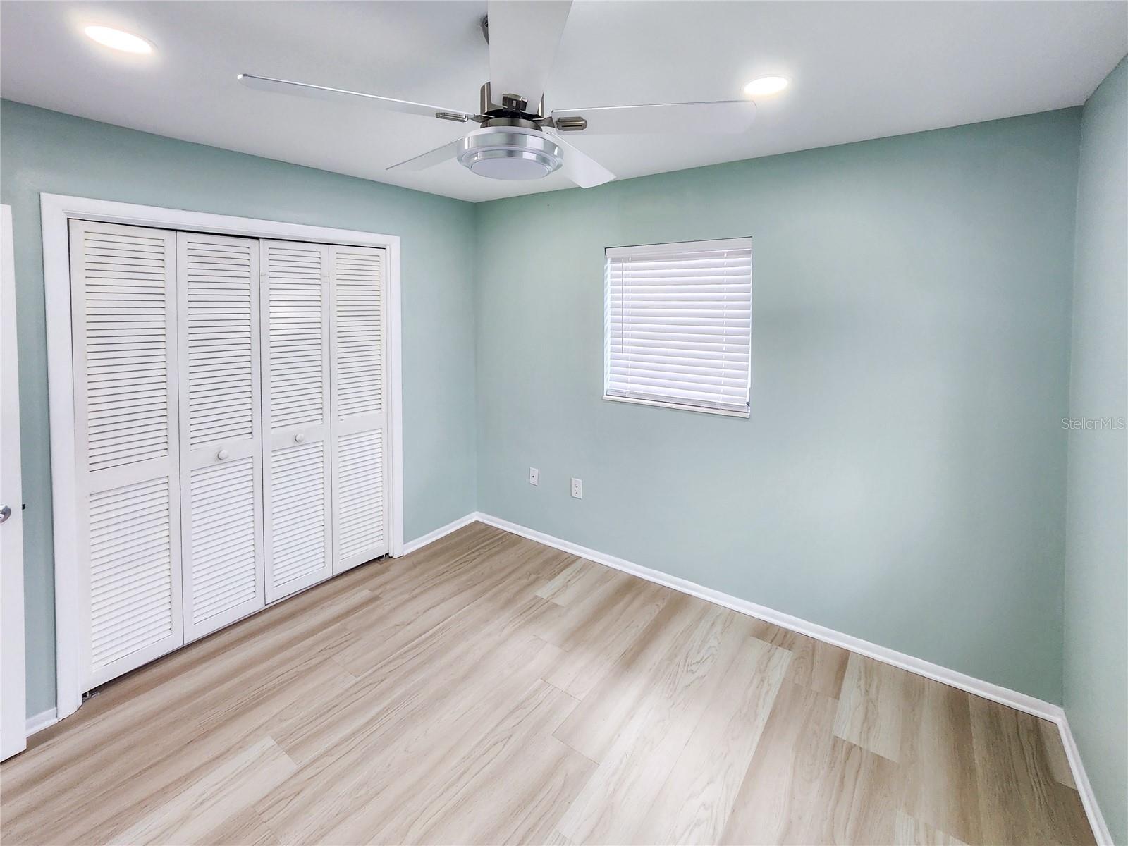 Image 23 of 31 For 6112 1st Avenue W