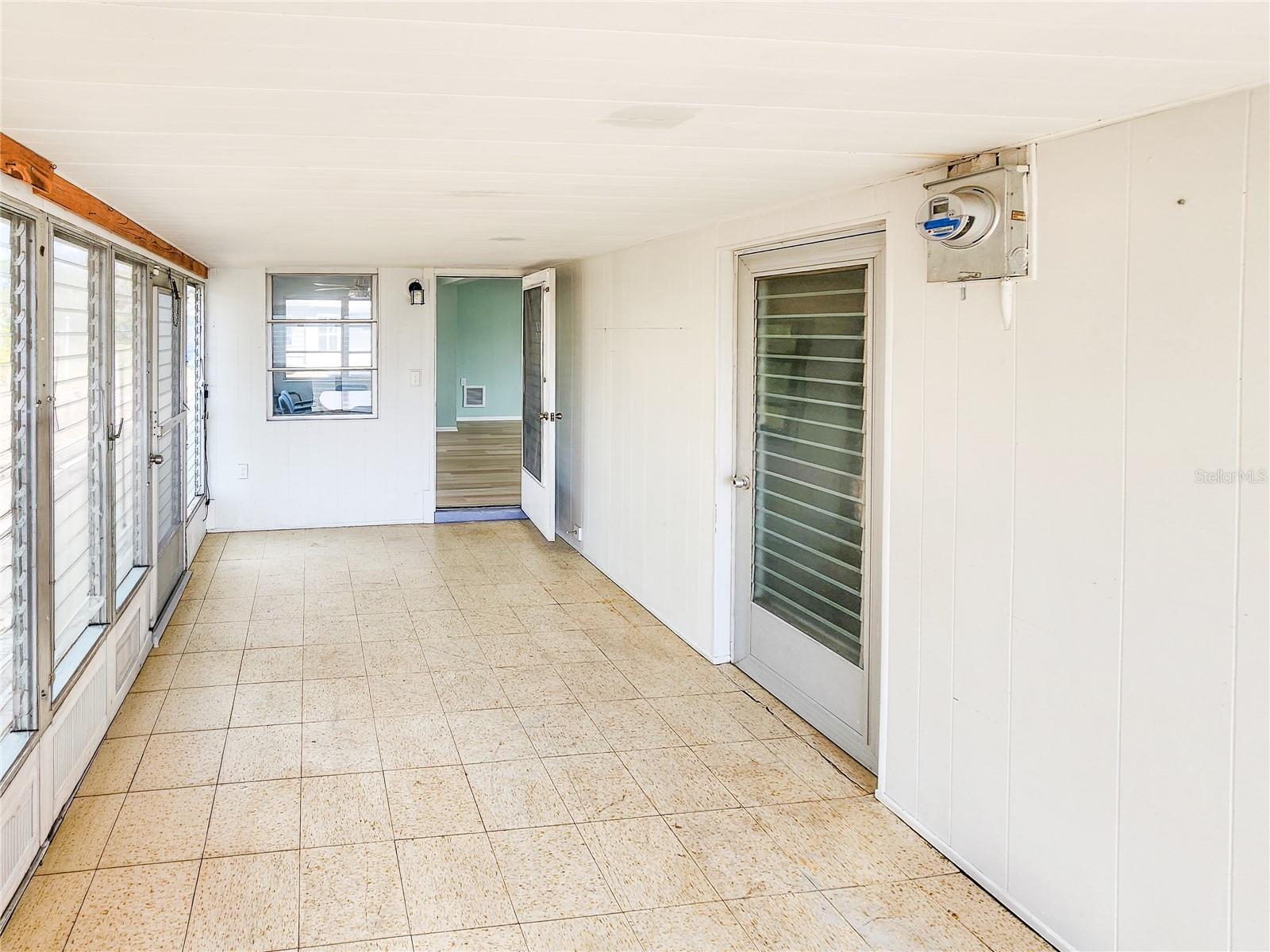 Image 26 of 31 For 6112 1st Avenue W