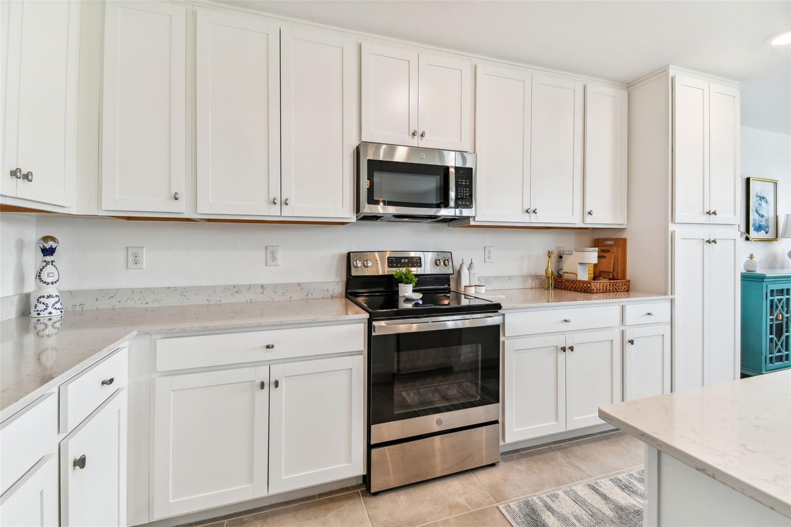 Image 11 of 63 For 18114 Gawthrop Drive 106