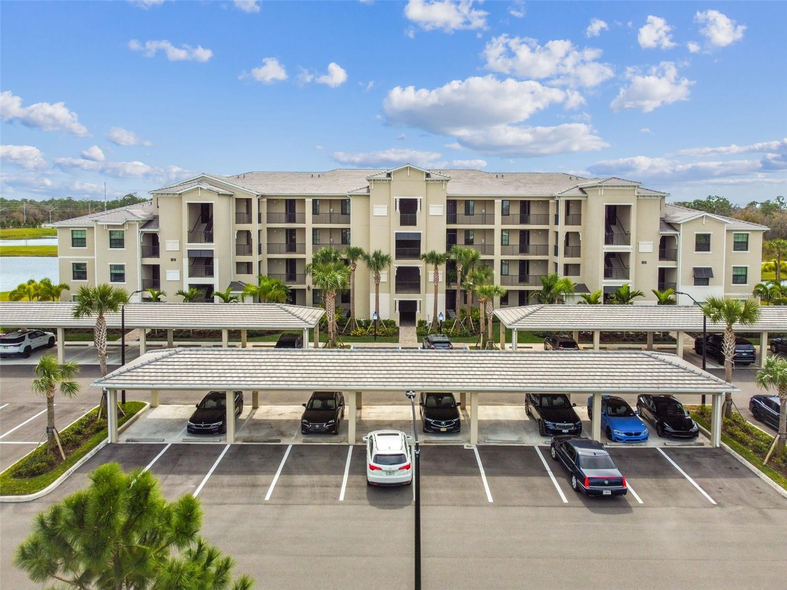 Image 32 of 63 For 18114 Gawthrop Drive 106