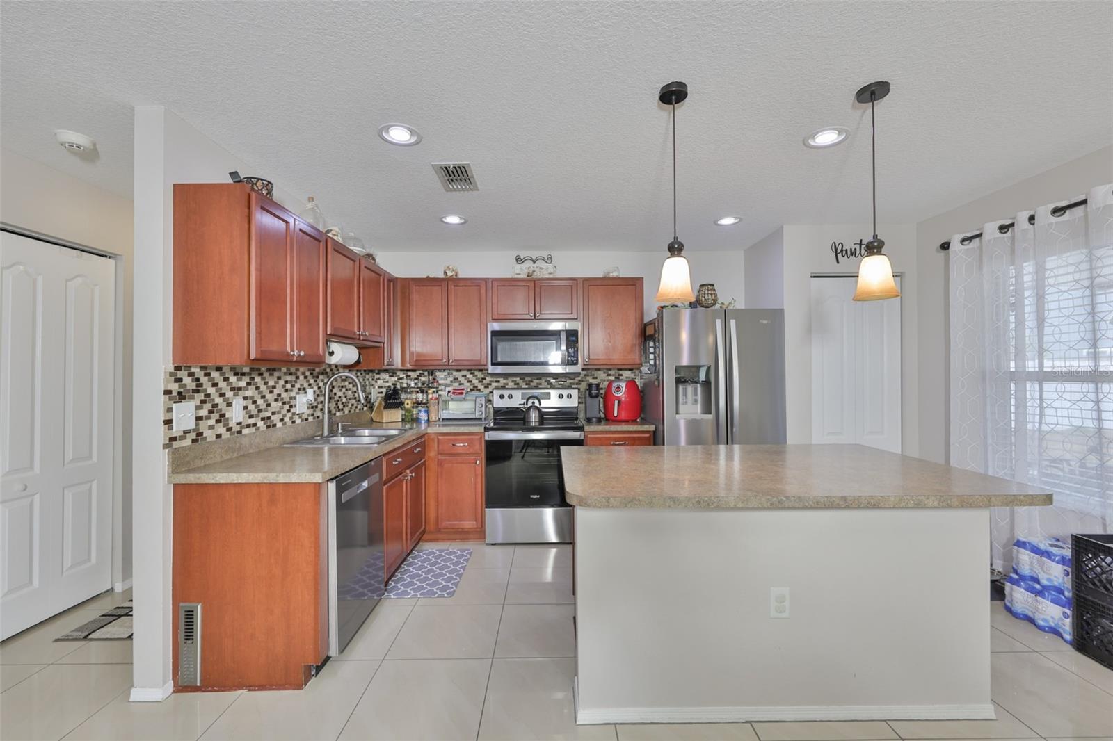 Image 11 of 42 For 4200 Festival Pointe Boulevard