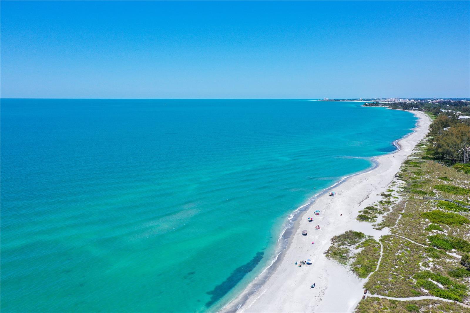 Image 46 of 51 For 8735 Midnight Pass Road 105b