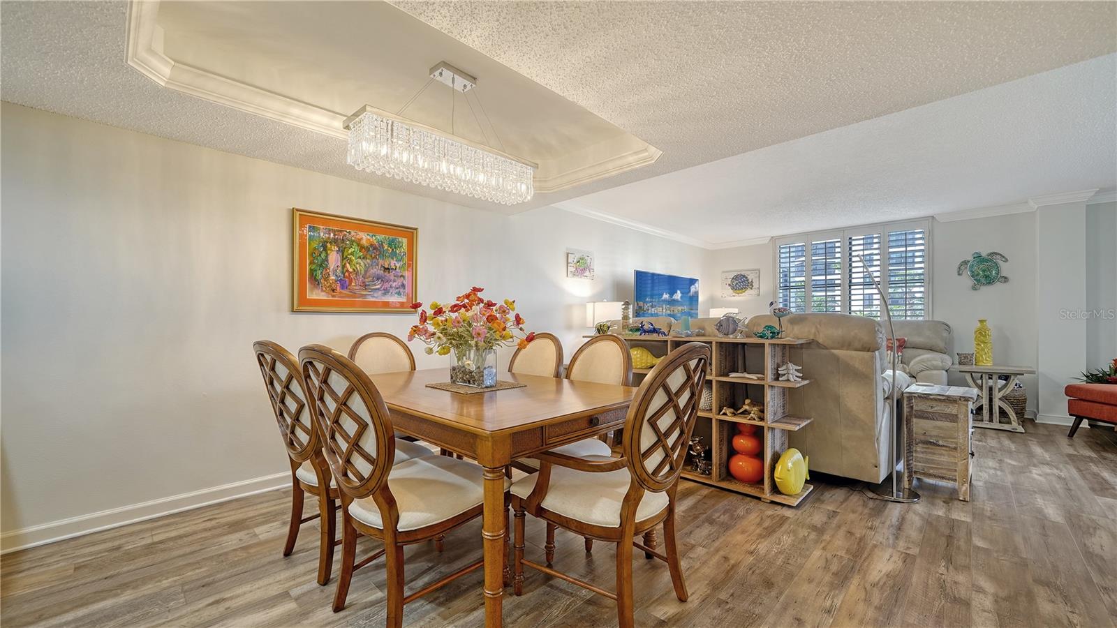 Image 6 of 51 For 8735 Midnight Pass Road 105b