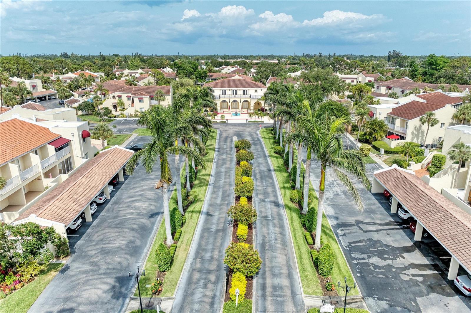 Image 34 of 53 For 6101 34th Street W 11g