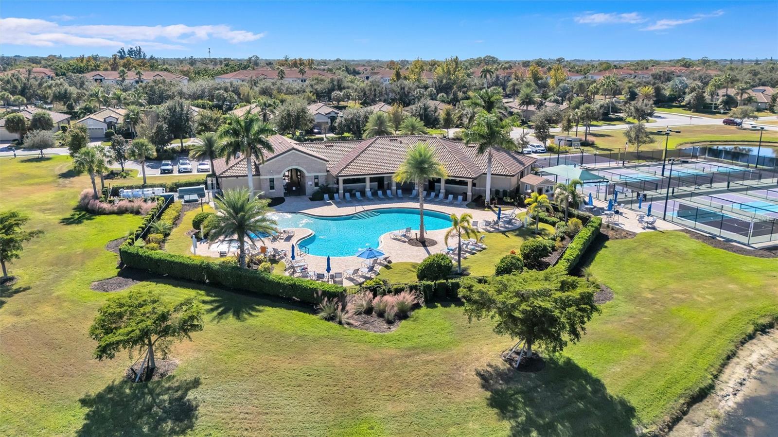 Image 37 of 54 For 7607 Grand Estuary Trail 208