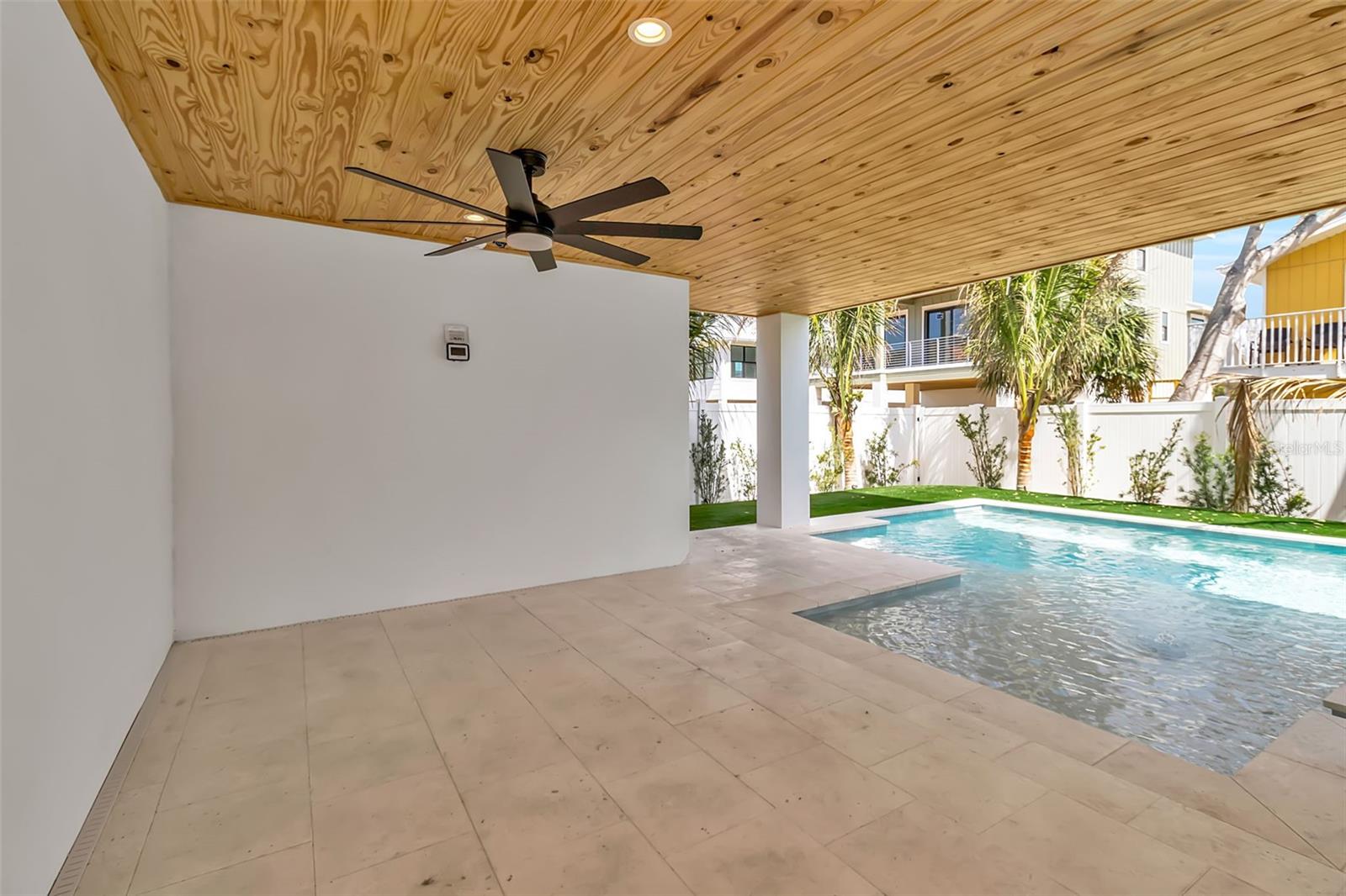 Image 8 of 42 For 2215 Avenue C