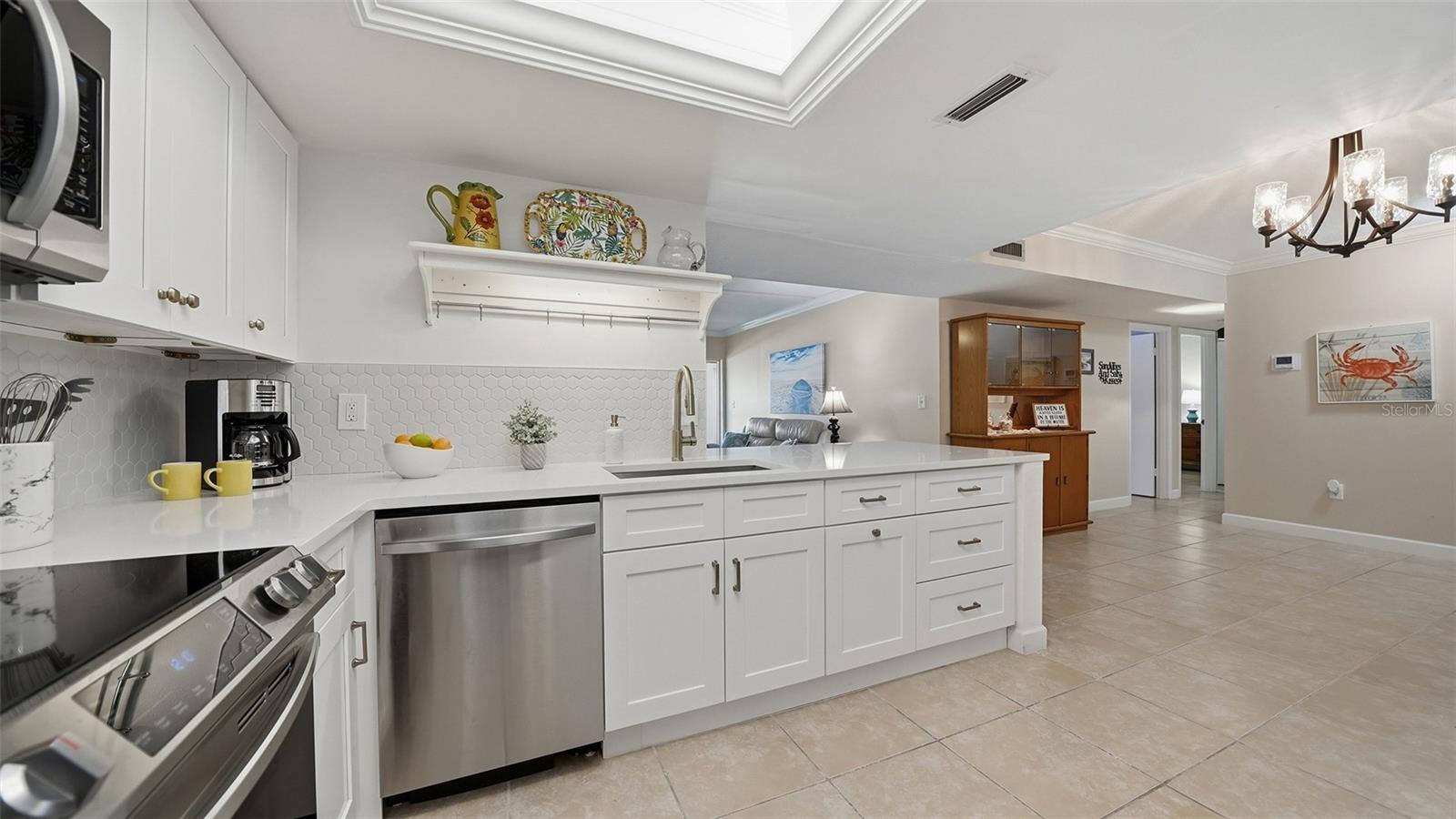 Image 12 of 64 For 199 Whispering Sands Drive 204