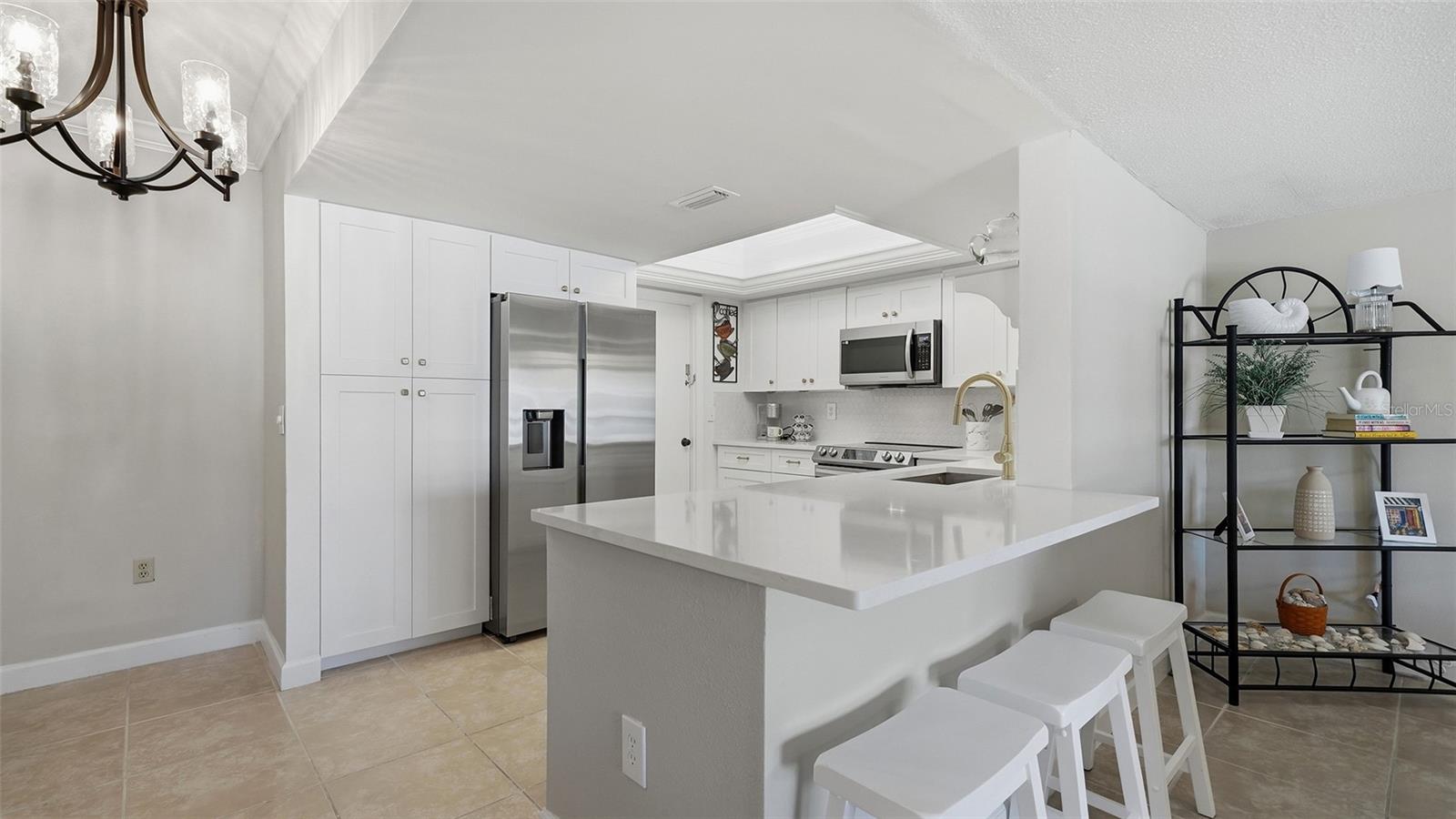 Image 15 of 64 For 199 Whispering Sands Drive 204