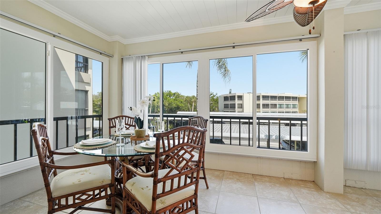 Image 18 of 64 For 199 Whispering Sands Drive 204