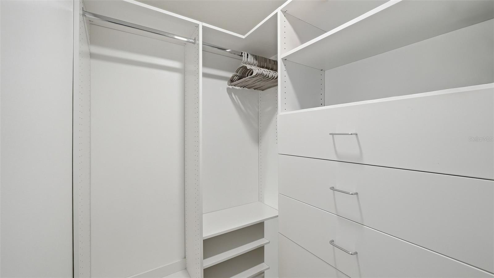 Image 29 of 64 For 199 Whispering Sands Drive 204