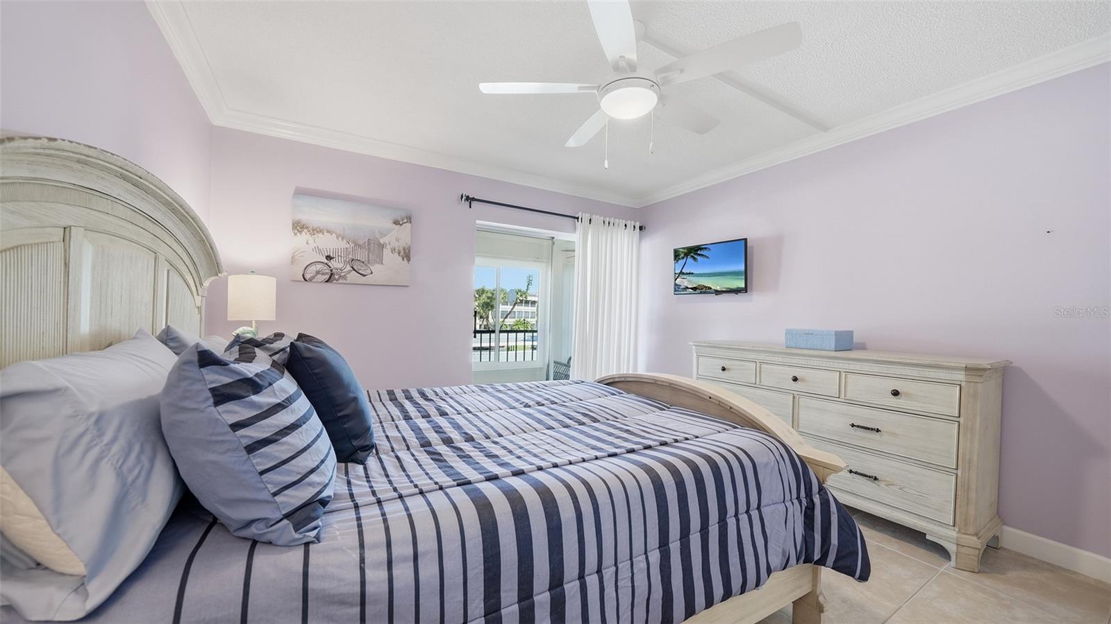 Image 33 of 64 For 199 Whispering Sands Drive 204