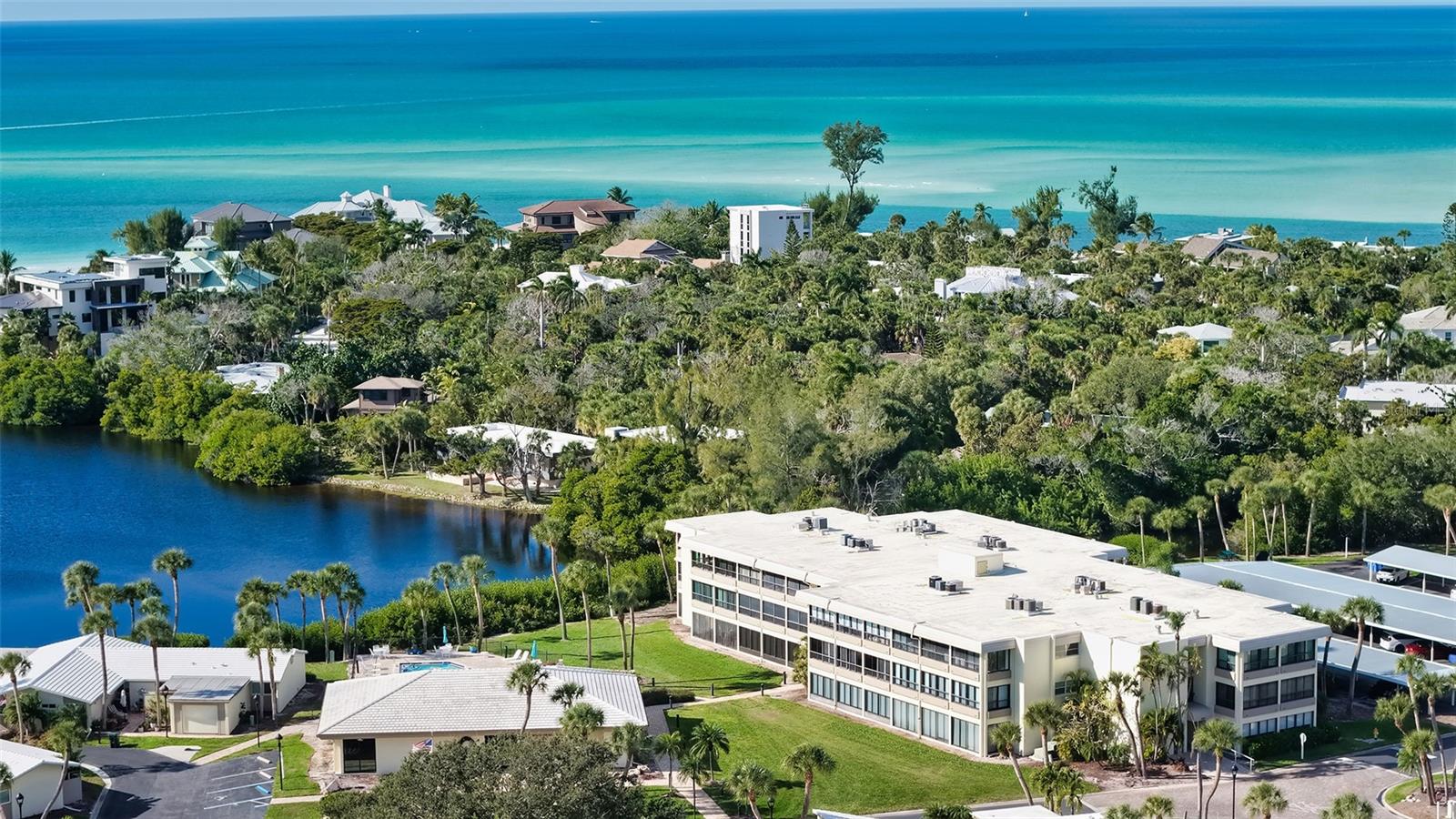 Image 4 of 64 For 199 Whispering Sands Drive 204