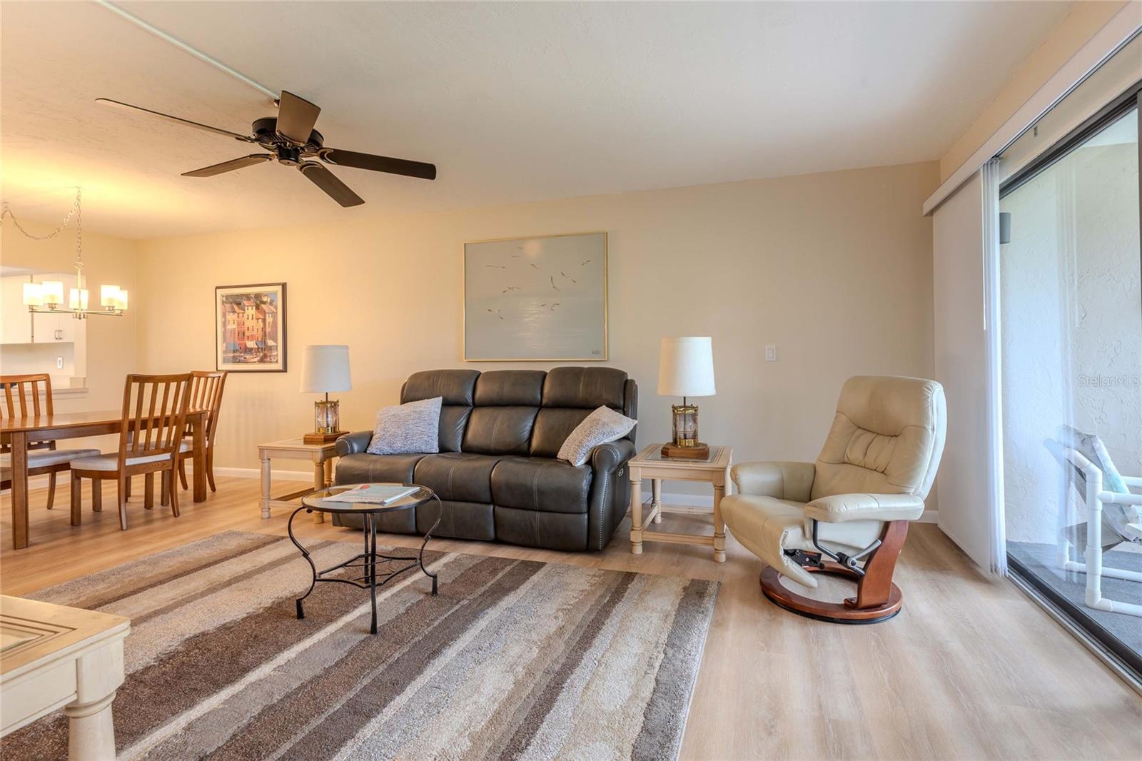 Image 10 of 35 For 2989 Taywood Meadow 19