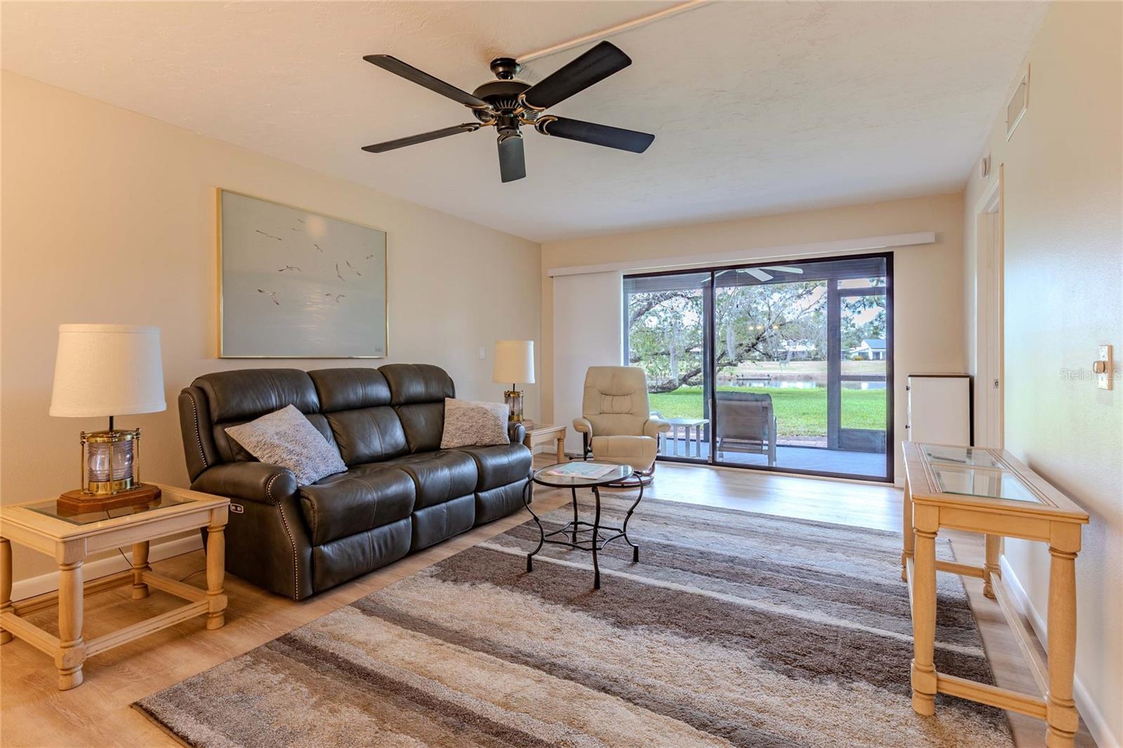 Image 12 of 35 For 2989 Taywood Meadow 19