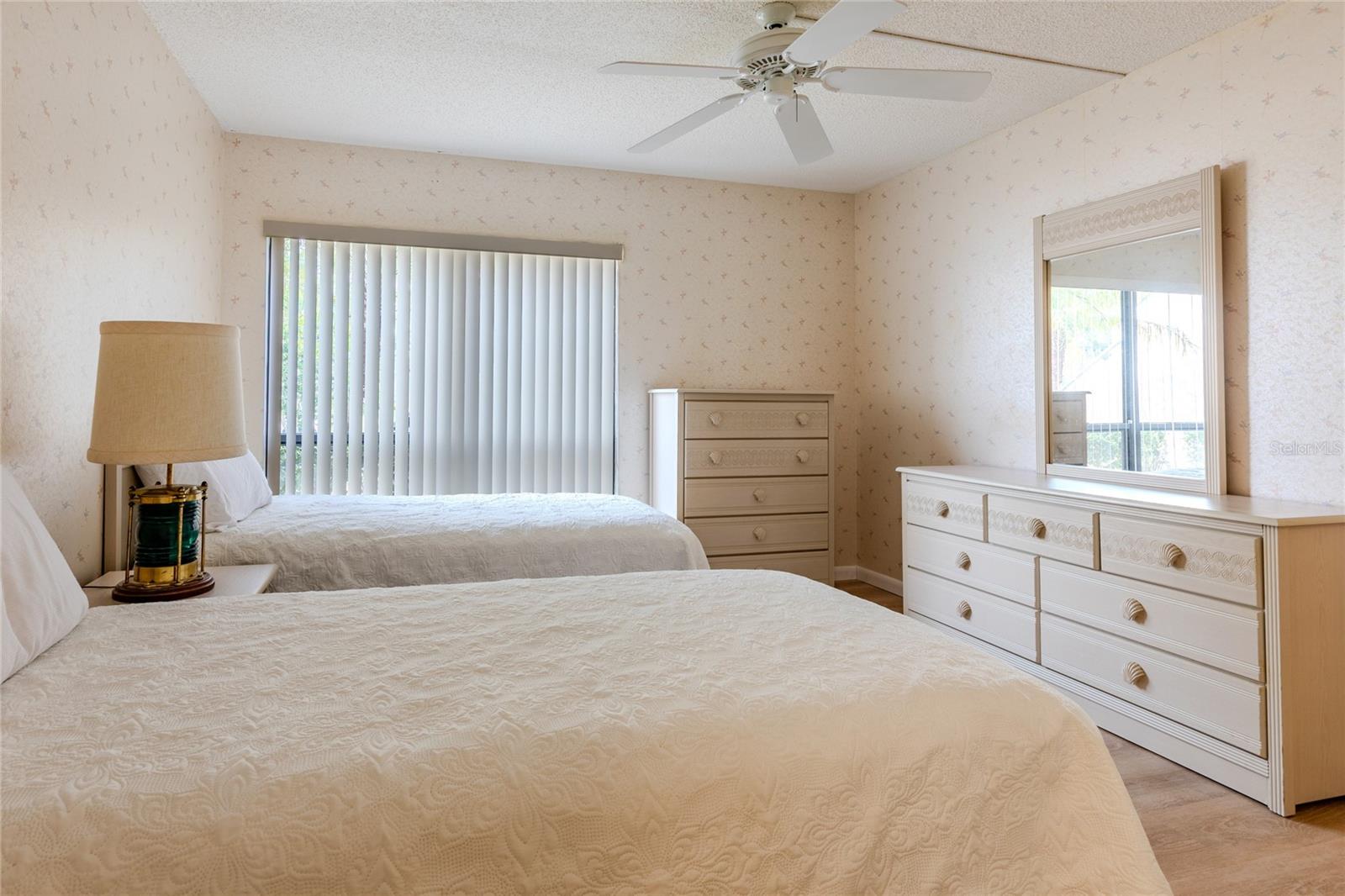 Image 21 of 35 For 2989 Taywood Meadow 19