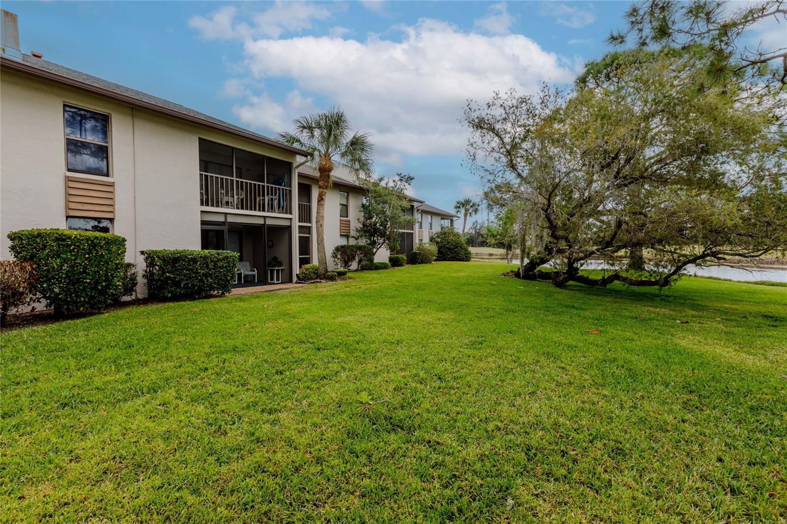 Image 29 of 35 For 2989 Taywood Meadow 19