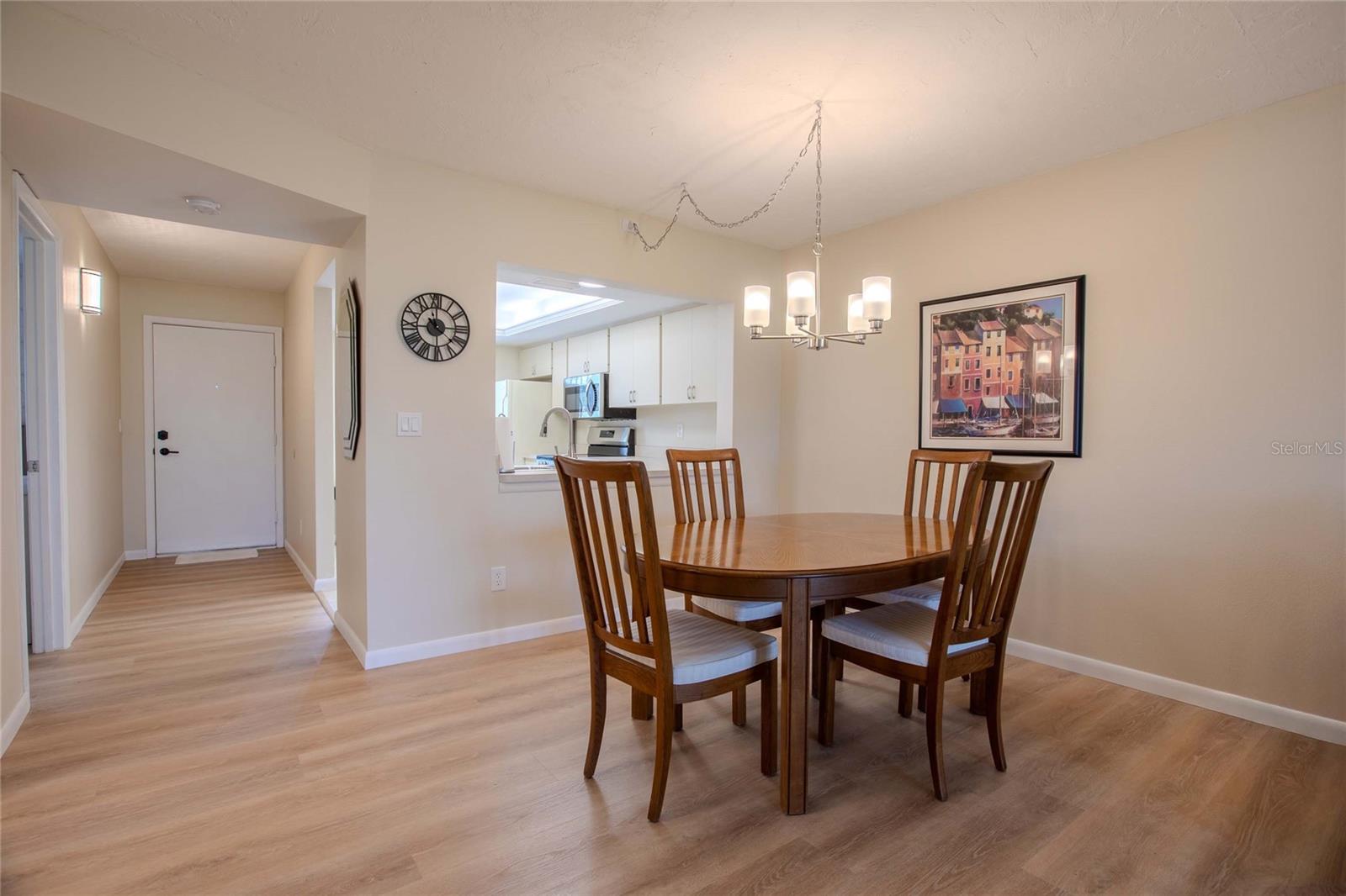 Image 7 of 35 For 2989 Taywood Meadow 19