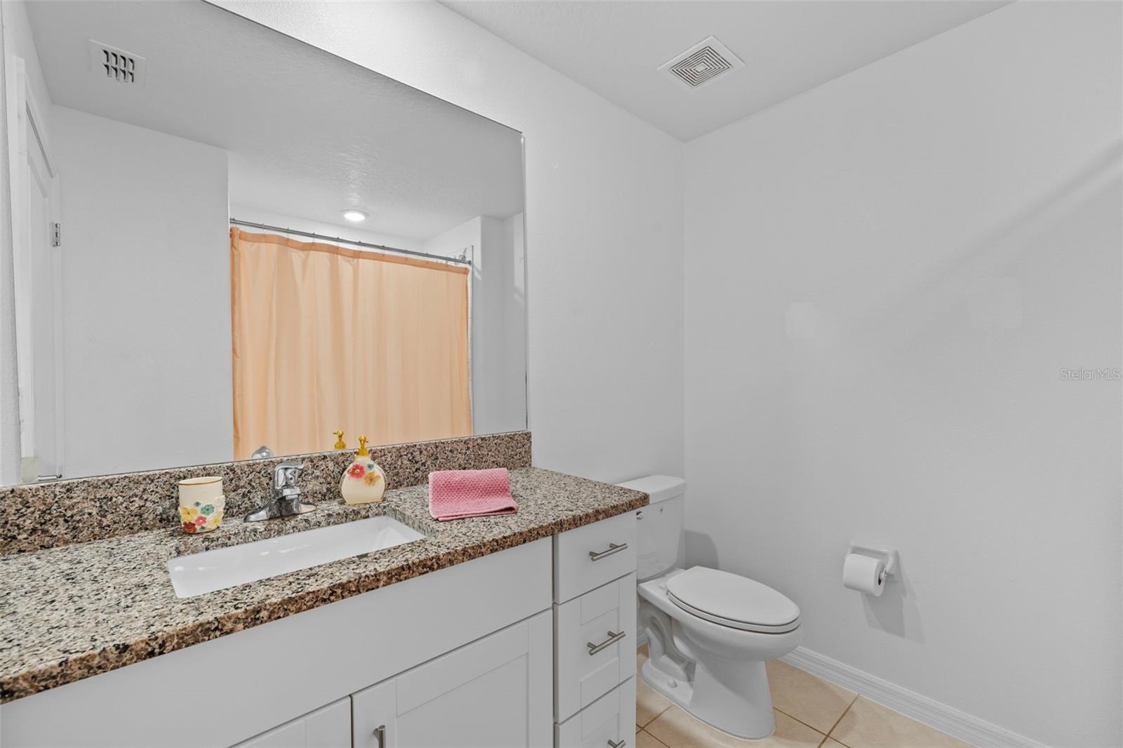 Image 26 of 43 For 5554 Blue Azure Drive