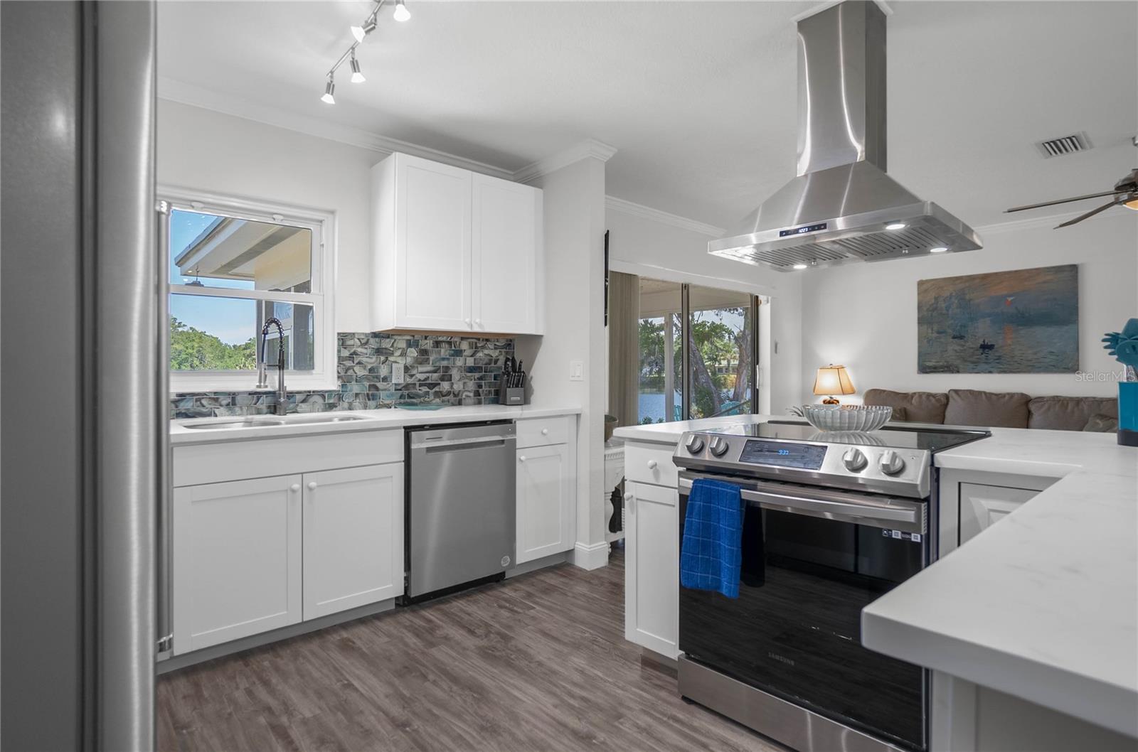 Image 10 of 46 For 3861 Ringdove Point