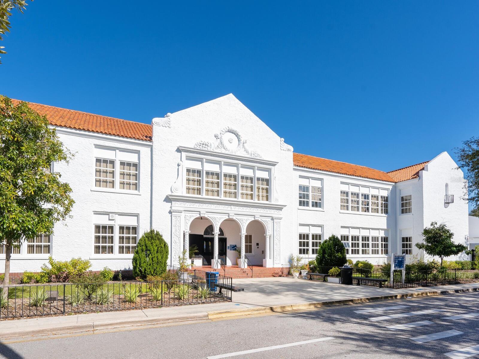 Listing photo id 69 for 1655 South Drive