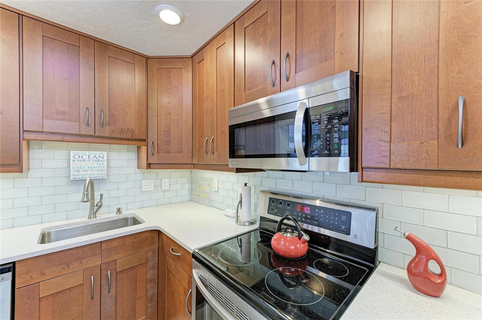 Image 14 of 41 For 390 301 Boulevard W 20a