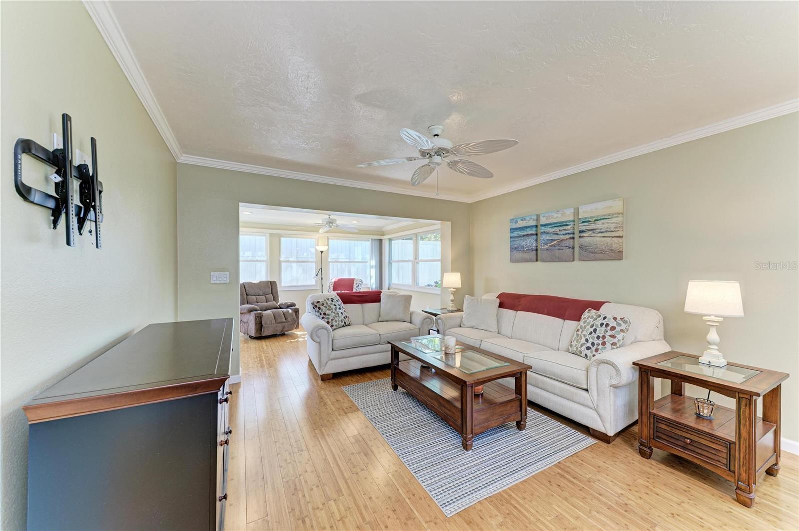 Image 17 of 41 For 390 301 Boulevard W 20a