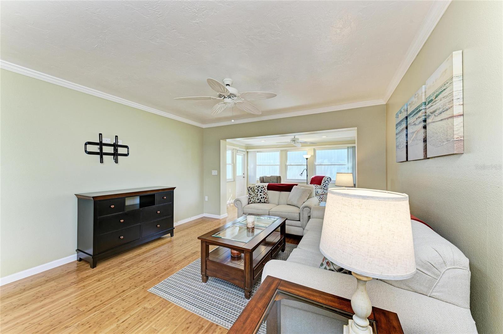 Image 18 of 41 For 390 301 Boulevard W 20a