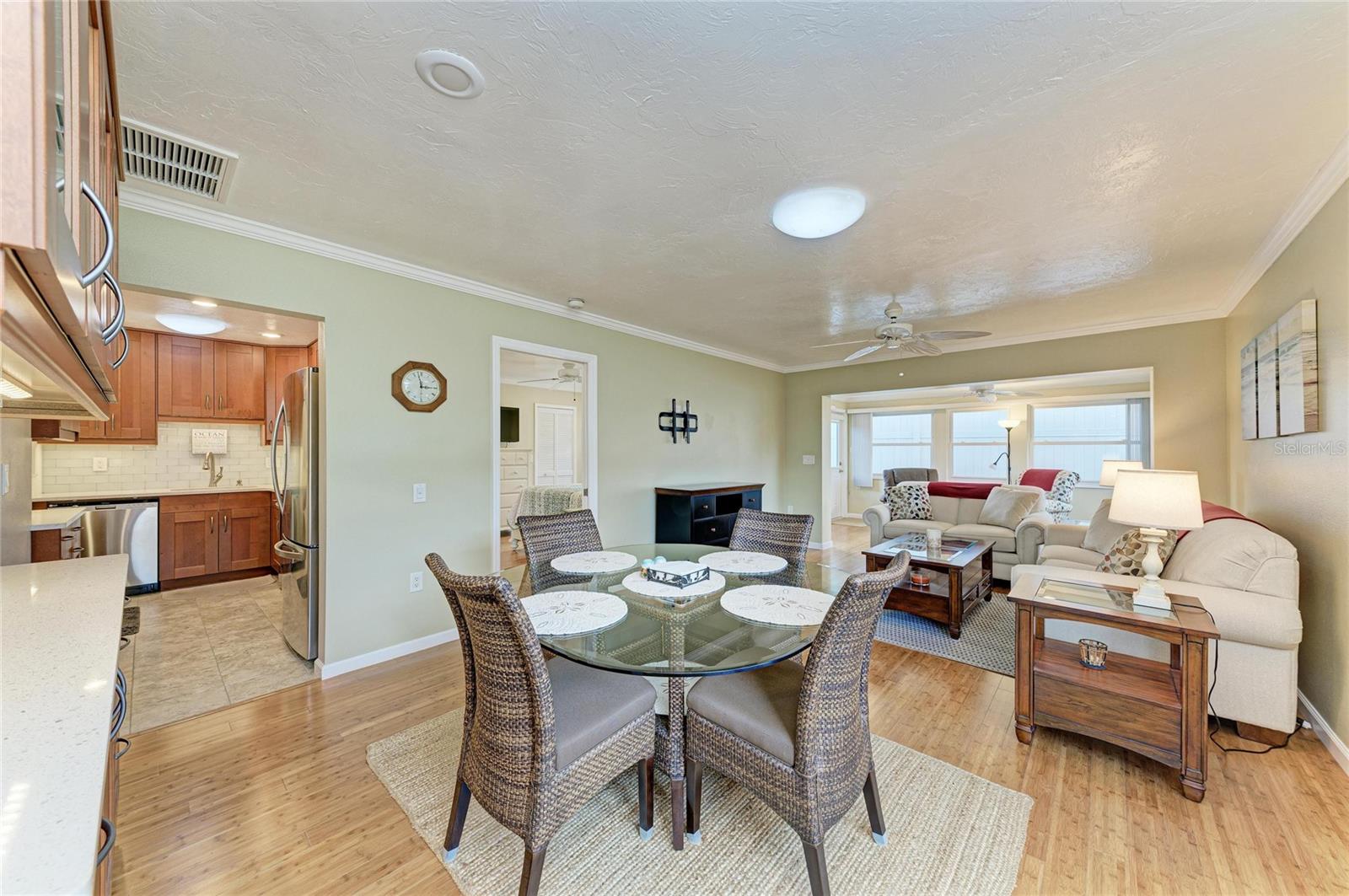 Image 9 of 41 For 390 301 Boulevard W 20a