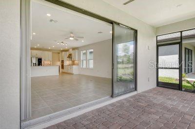 Image 11 of 61 For 5632 Blue Reef Place