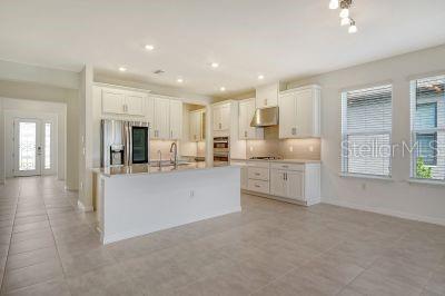 Image 14 of 61 For 5632 Blue Reef Place