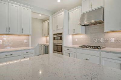 Image 18 of 61 For 5632 Blue Reef Place