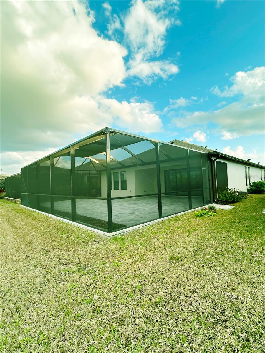 Image 39 of 61 For 5632 Blue Reef Place