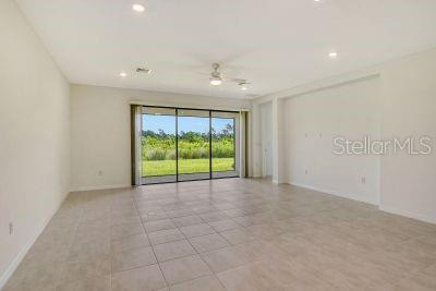 Image 8 of 61 For 5632 Blue Reef Place