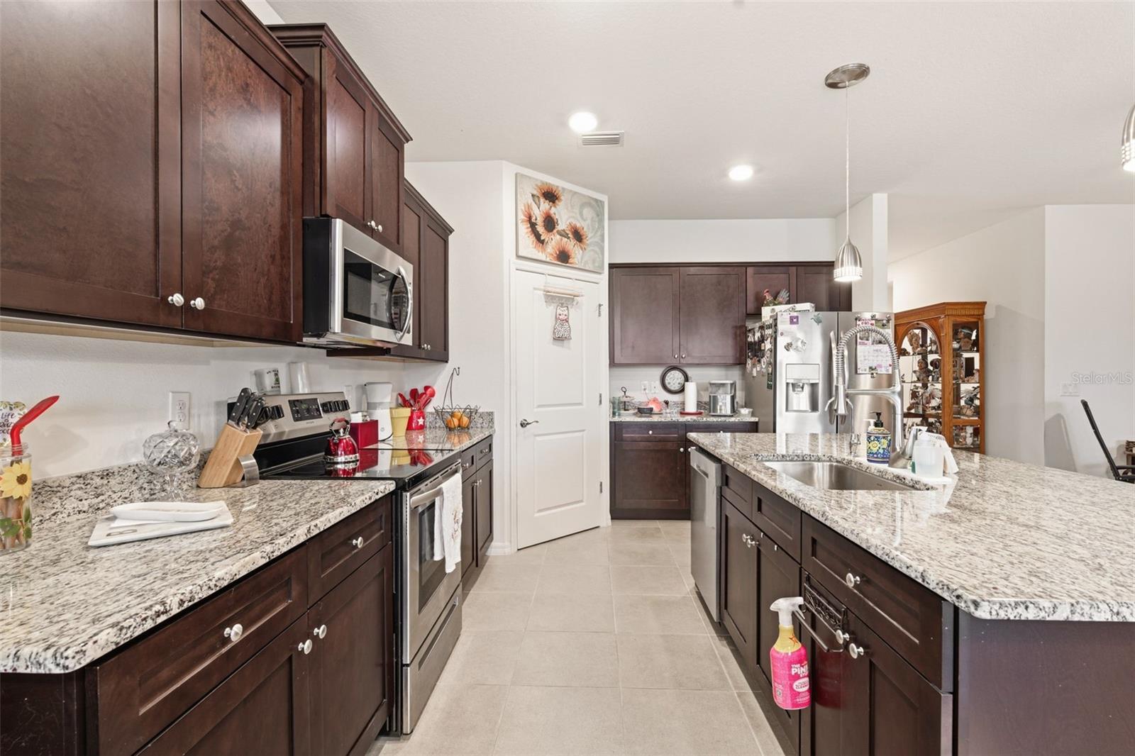 Image 16 of 36 For 4123 Mossy Limb Court