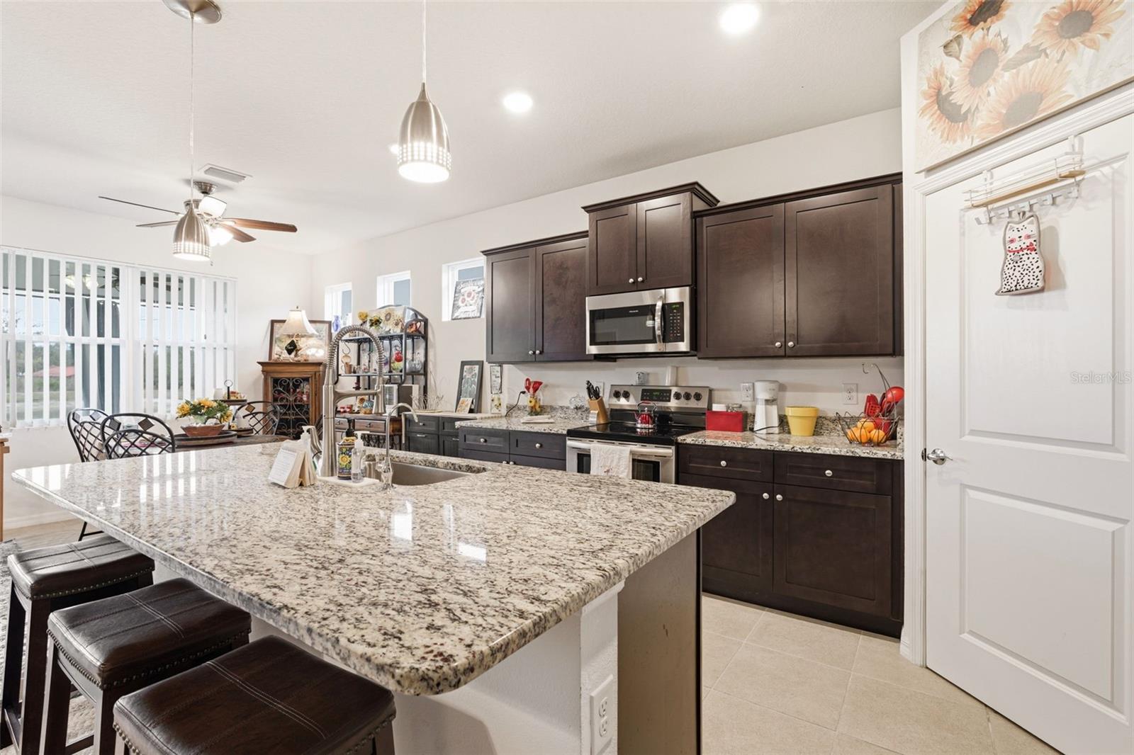 Image 18 of 36 For 4123 Mossy Limb Court