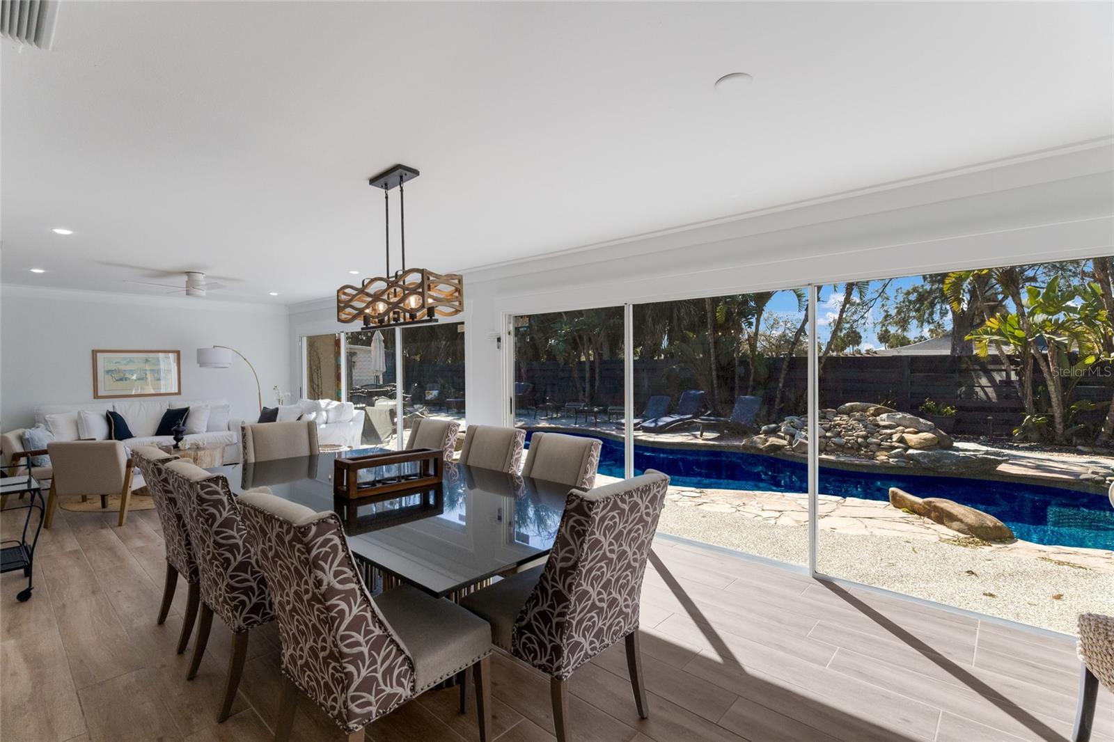 Image 11 of 53 For 419 Clark Drive