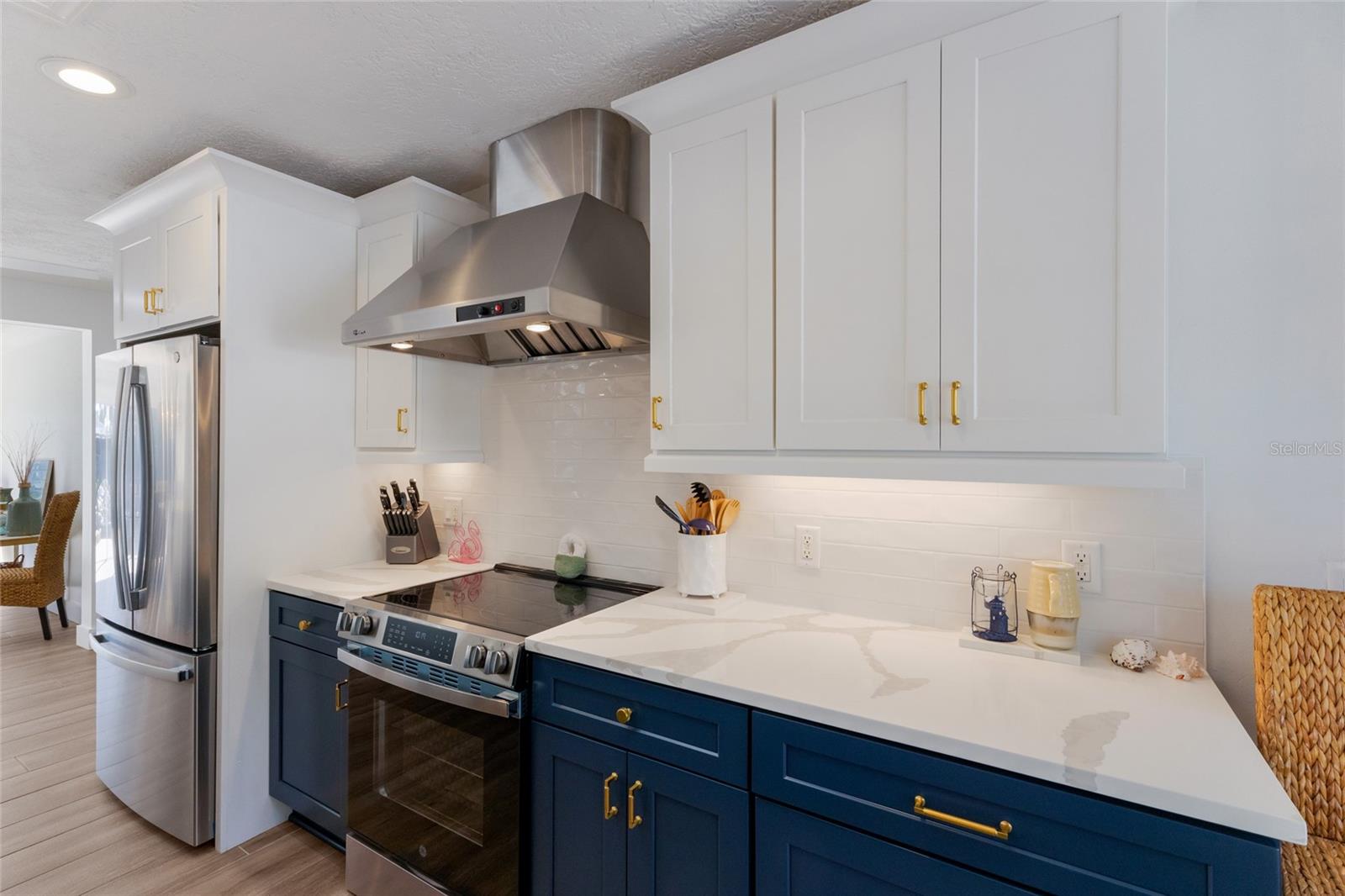 Image 16 of 53 For 419 Clark Drive