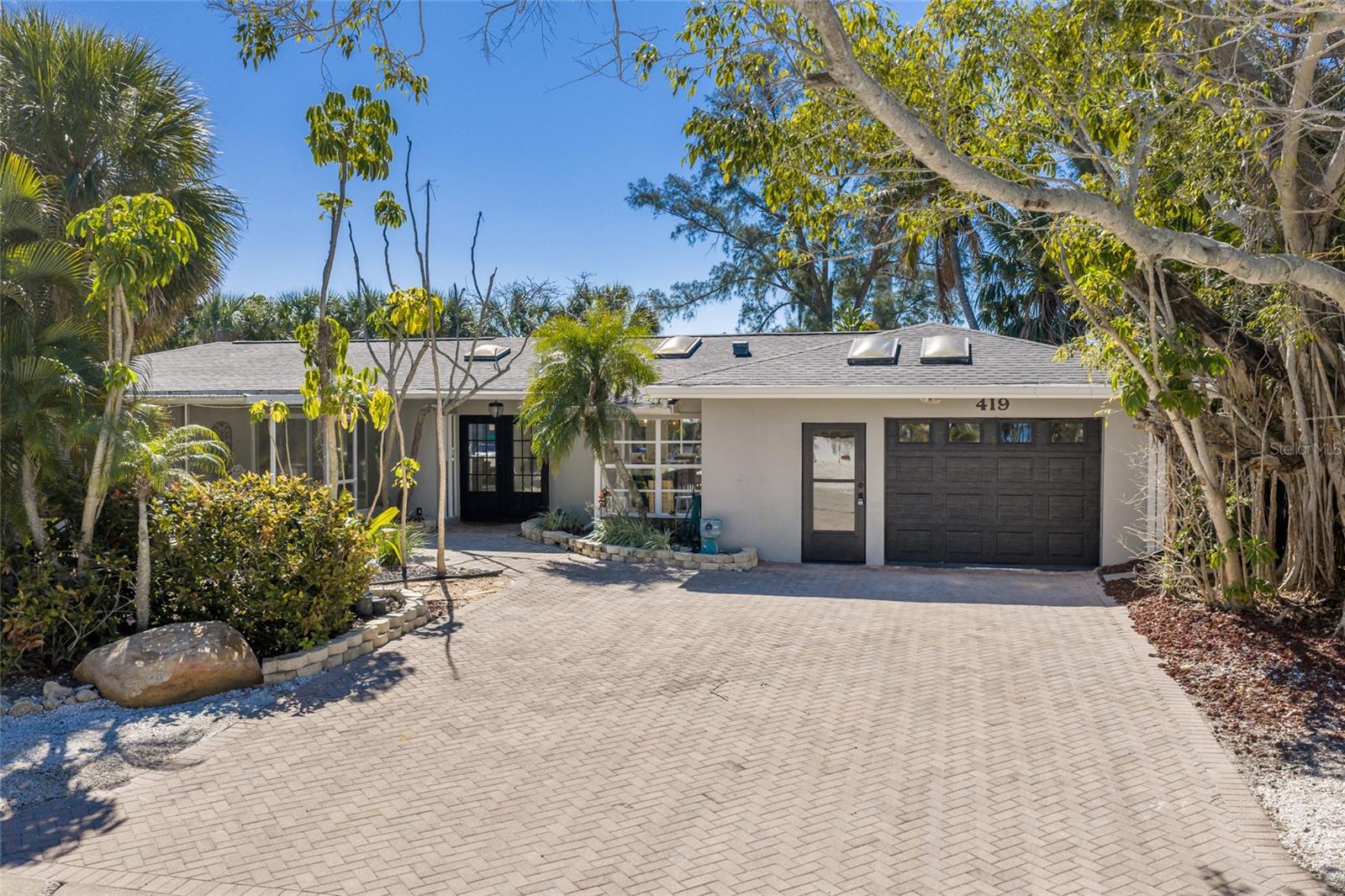 Image 2 of 53 For 419 Clark Drive