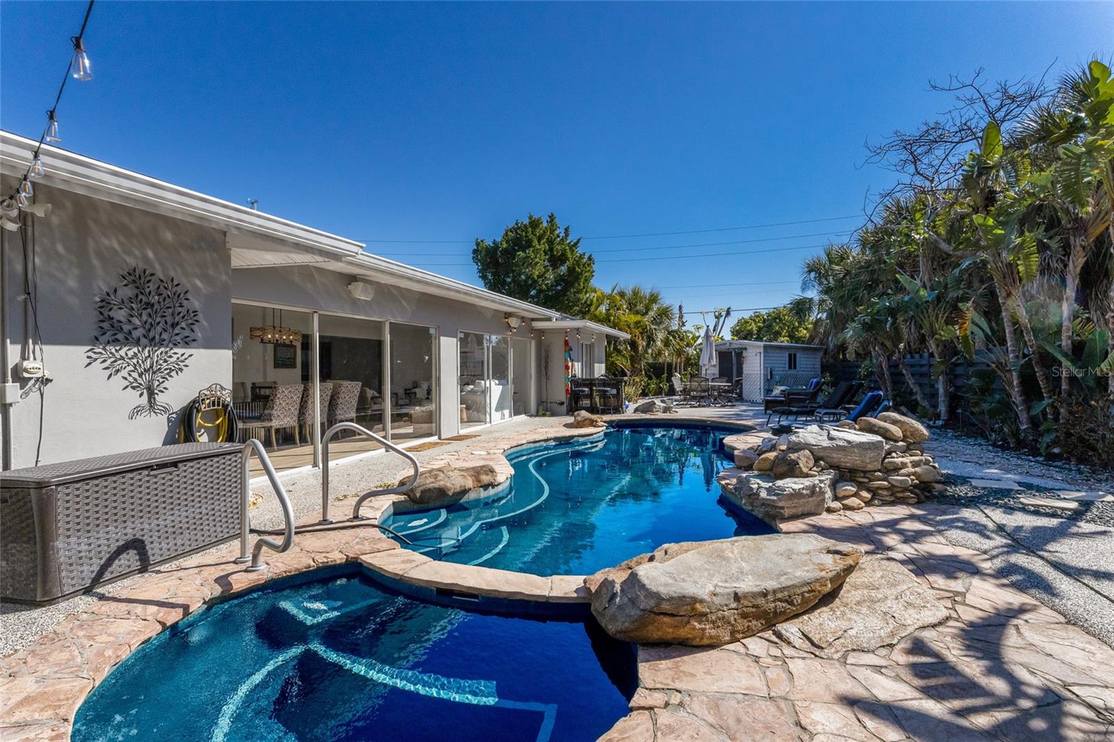 Image 34 of 53 For 419 Clark Drive