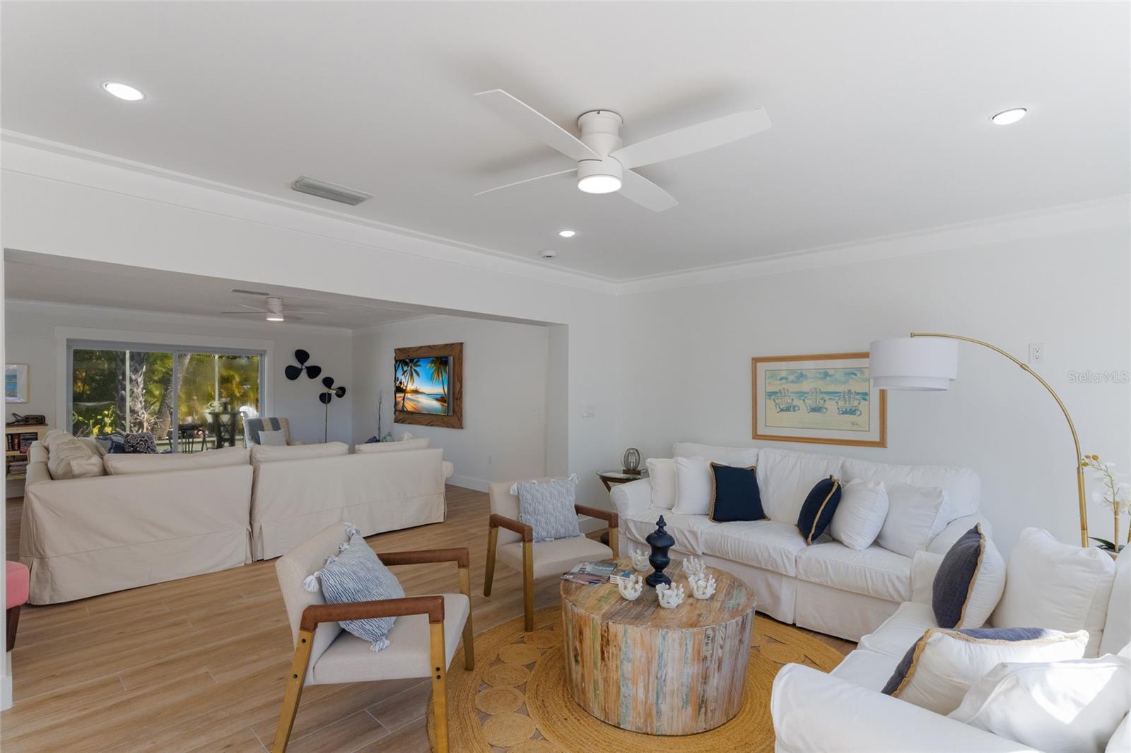 Image 7 of 53 For 419 Clark Drive