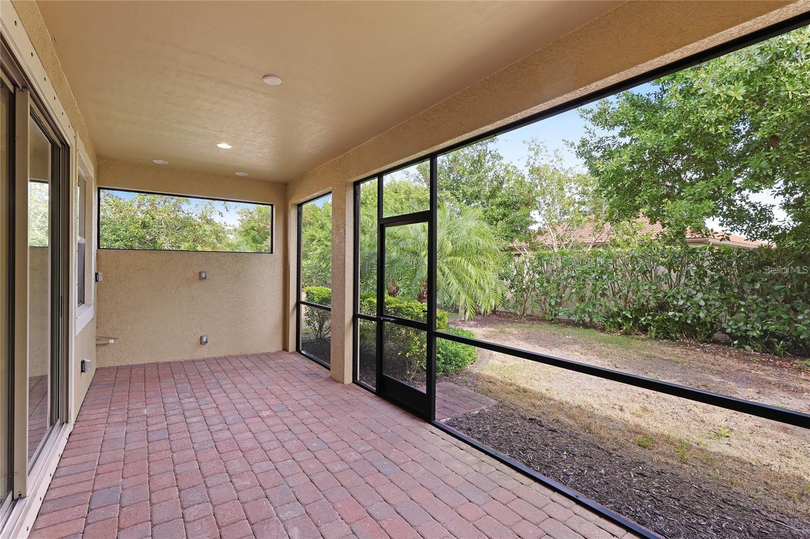 Image 23 of 27 For 128 Ventosa Place